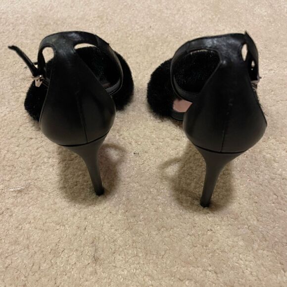 NWOT BCBGMAXAZRIA Denli Fuzzy Ankle Strap Heel - Picture 9 of 12